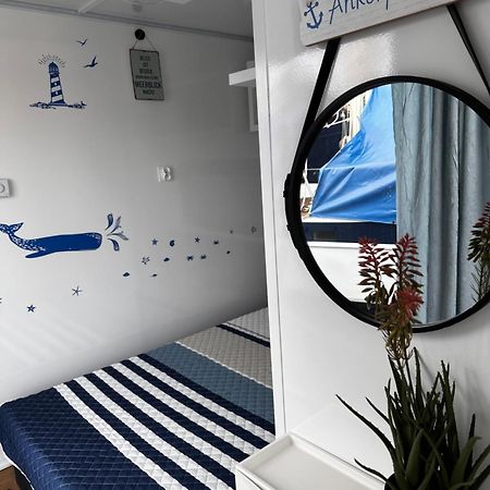 Premium Hausboot Trave Traum Lägenhet Lübeck Exteriör bild