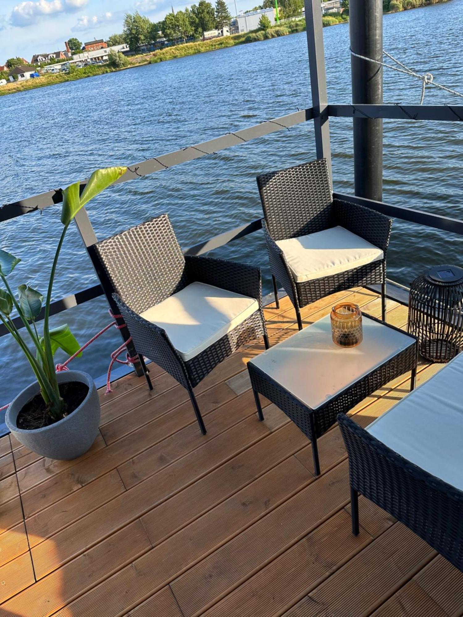 Premium Hausboot Trave Traum Lägenhet Lübeck Exteriör bild